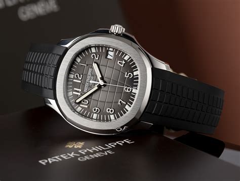 patek philippe aquanaut box